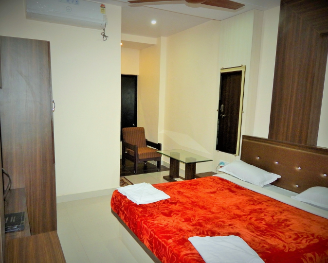 Hotel Surya   Best Hotel and Restaurant | Hotel  Hall in Chhindwara | AC ROOM